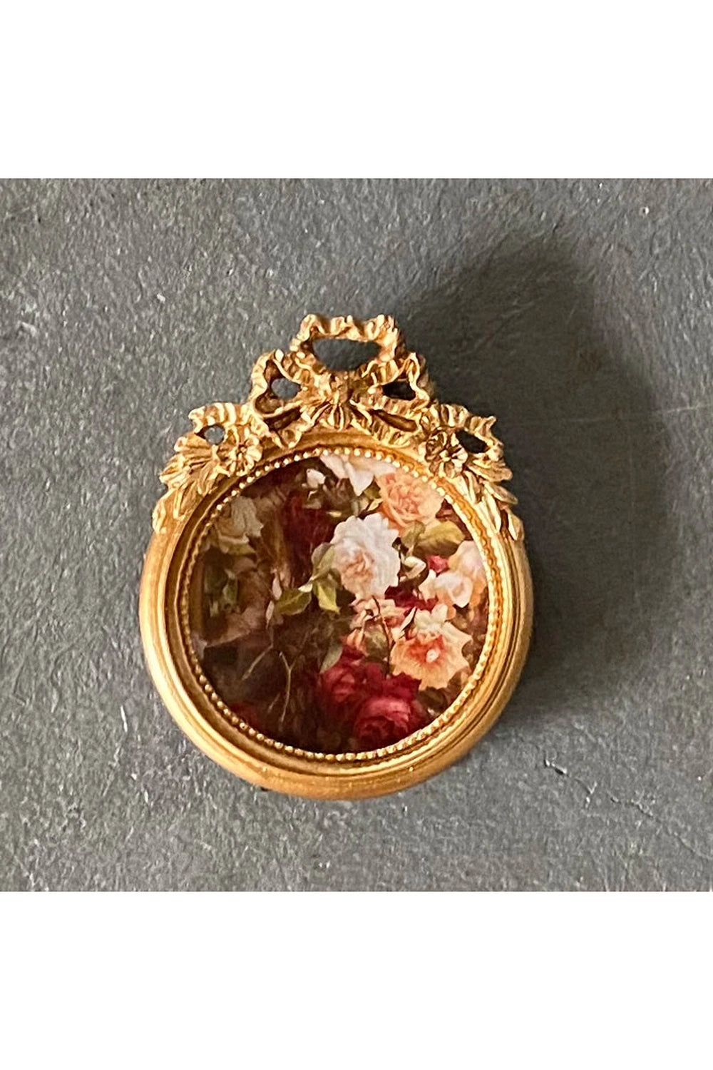 Golden Round Carved Frame