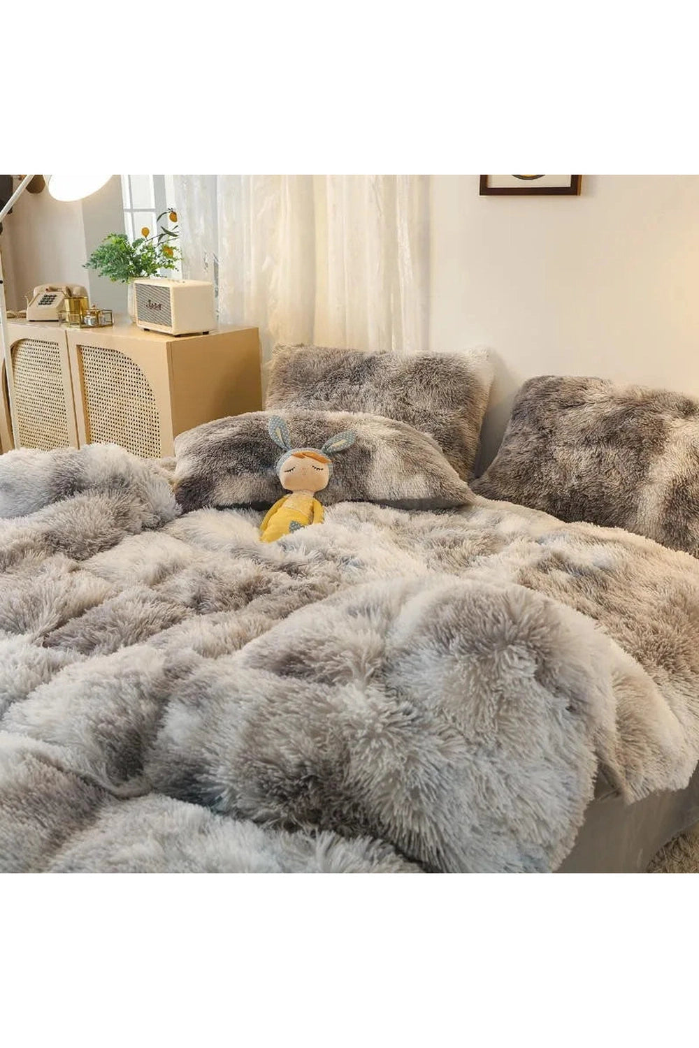 Plush Gradient Shaggy Bedding Set