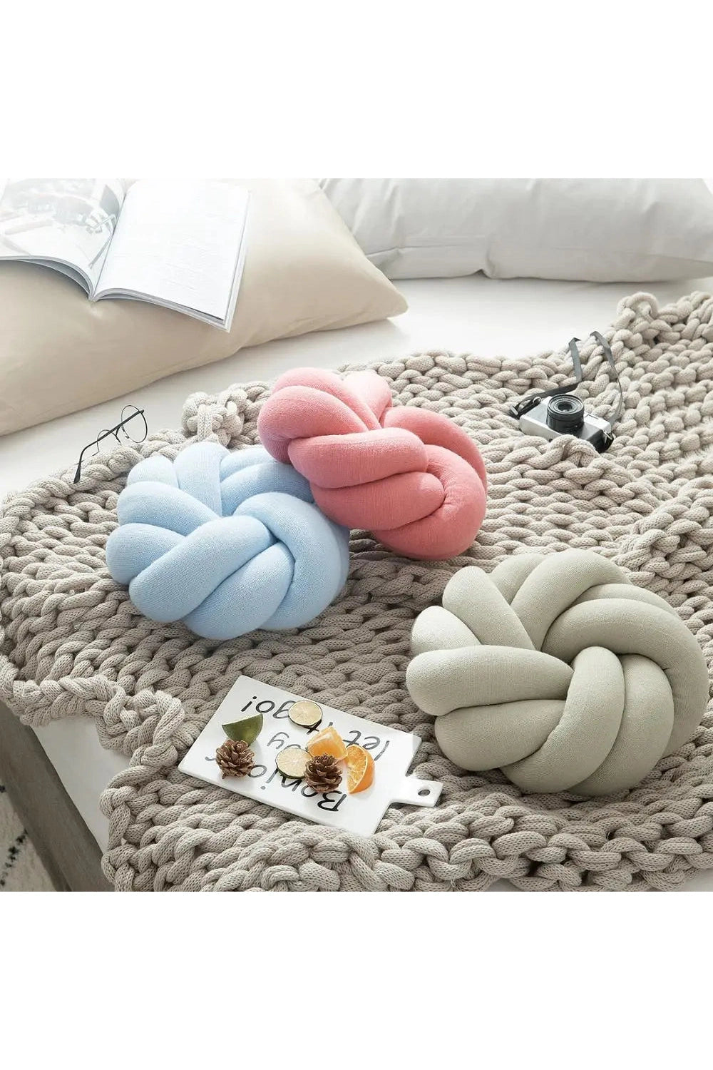 Hand Knot Lumbar Pillow