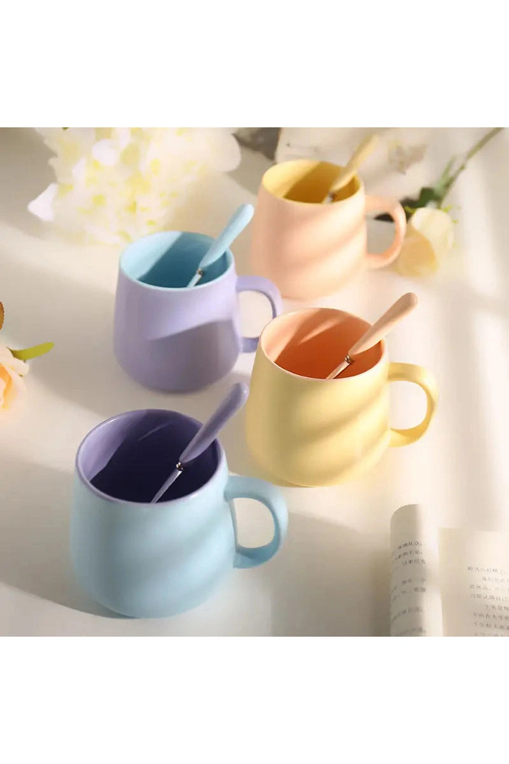 Ceramic Mug with Lid & Spoon