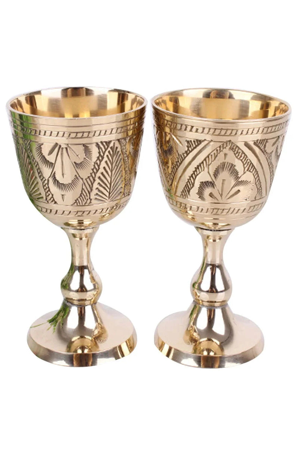 Dragon Relievo Wine Goblet