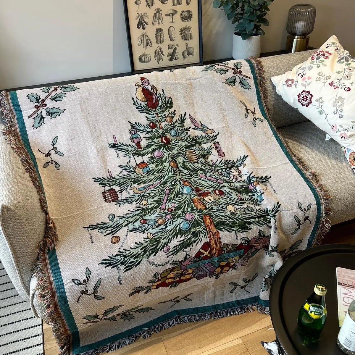 Vintage Christmas Tree Throw Blanket