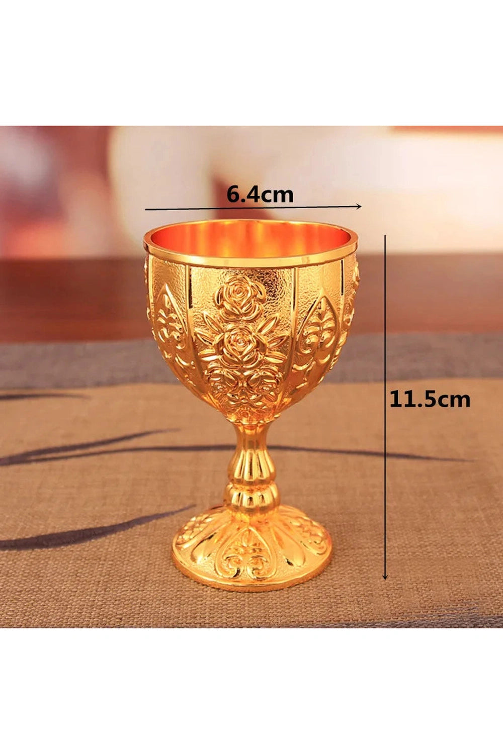 Dragon Relievo Wine Goblet