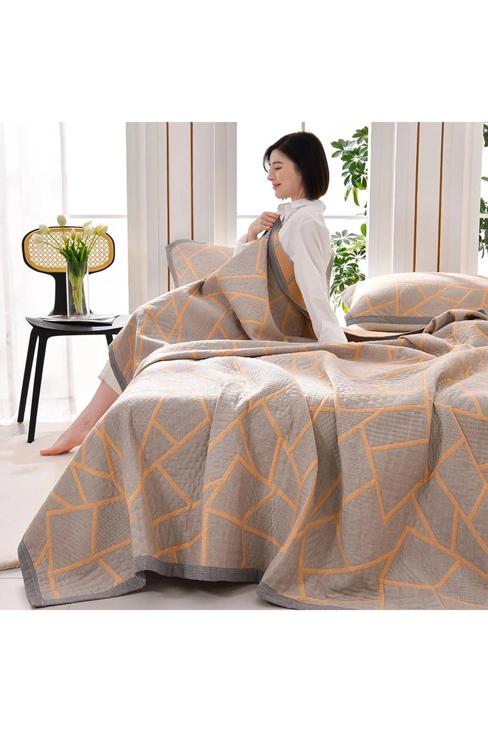 Grecian Maze Geometric Blanket