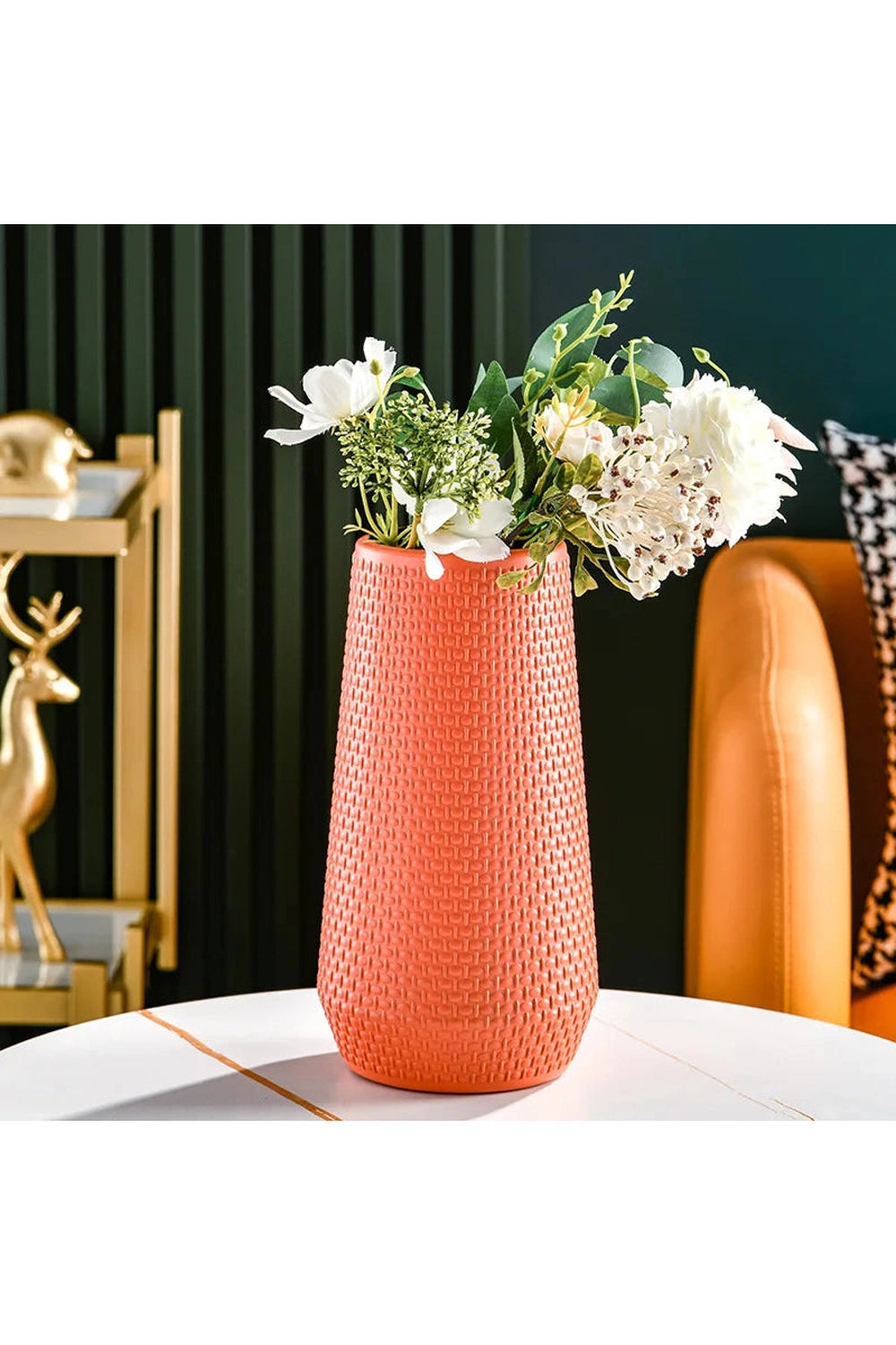 Modern Floral Vase Decor