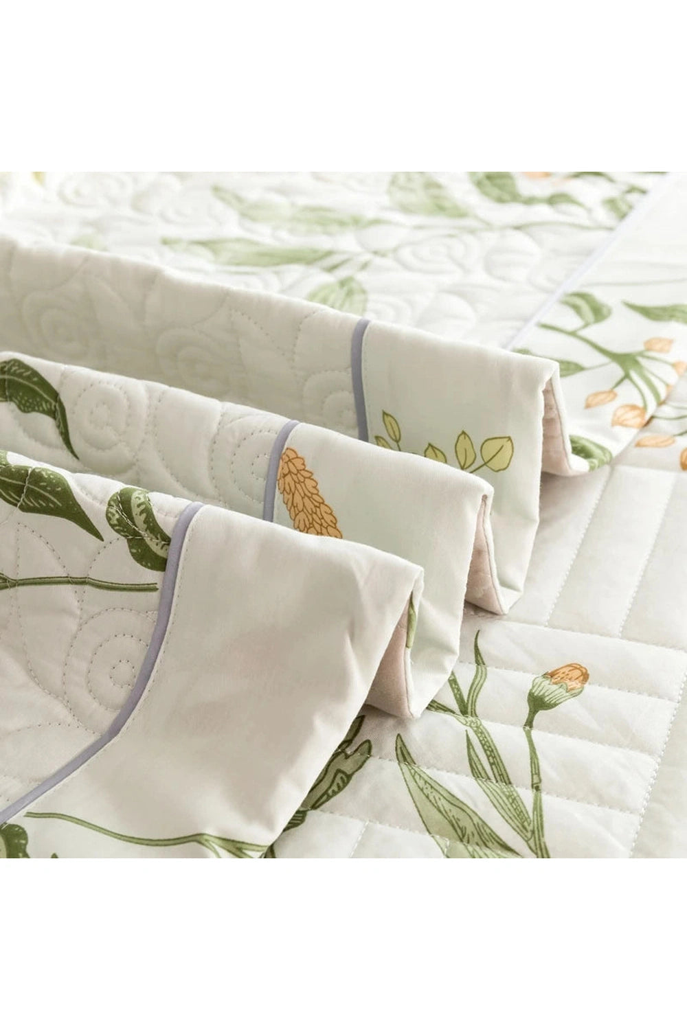 Meadow Bloom Floral Blanket