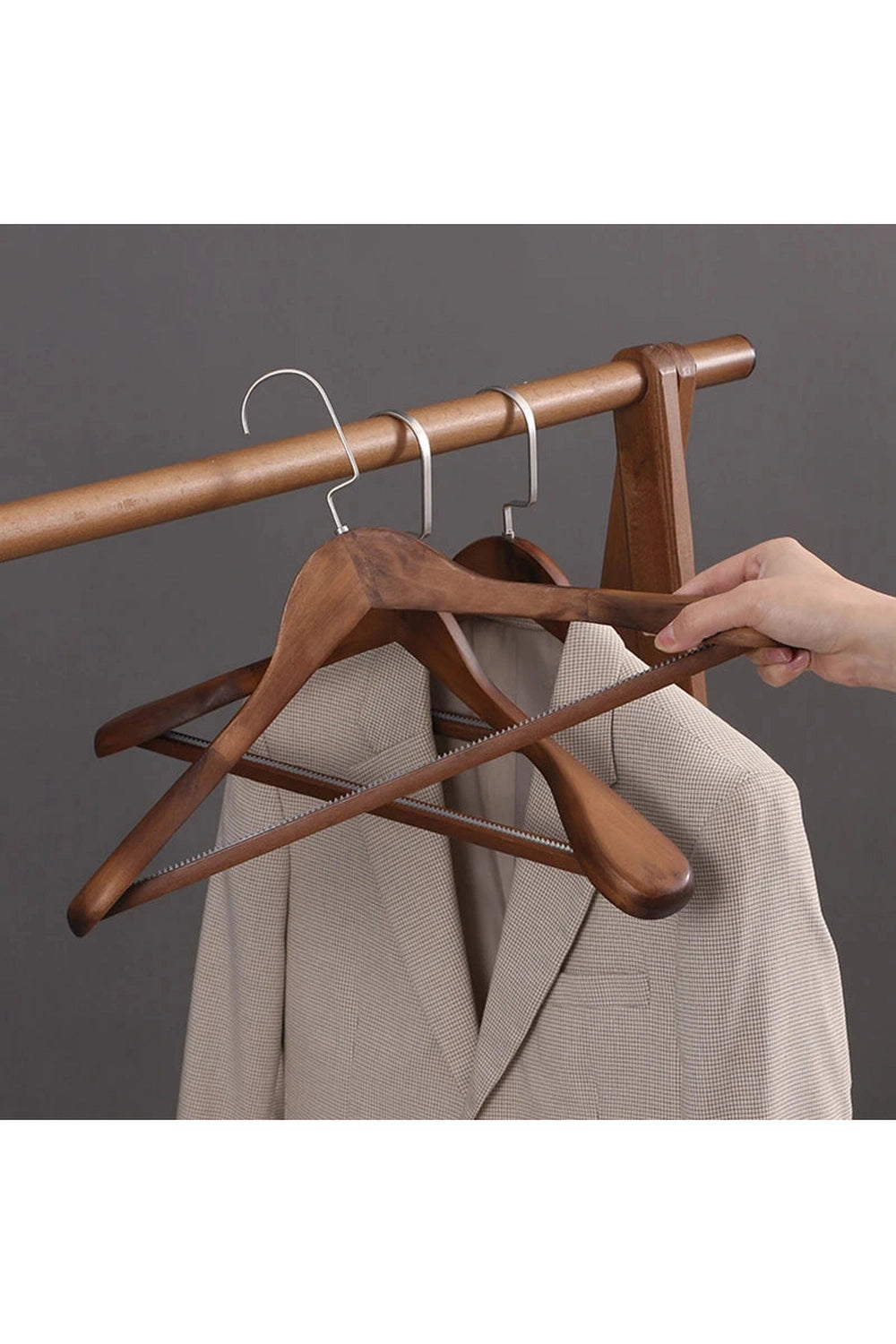 Velvet coat hanger wood flocking wide shoulder suit clothes rack home Wardrobe closet organizer luxury clothes wooden hanger