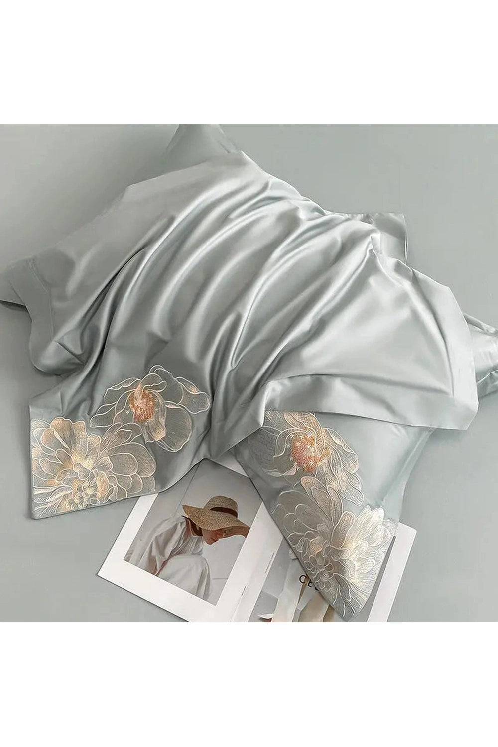 Floral Embroidery Bedding Set