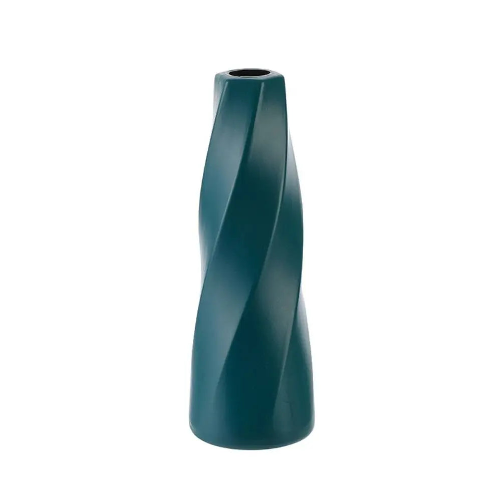 Twist Harmony Minimalist Vase