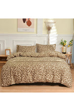 Monochrome Double Bedding Set