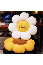 Daisy Smile Pillow