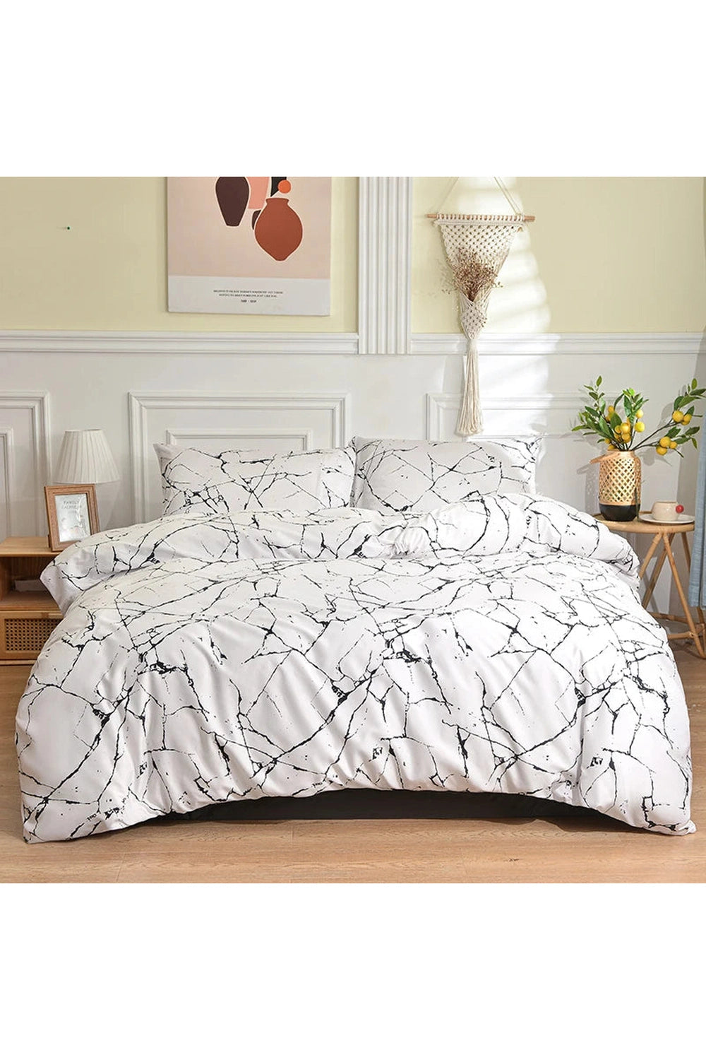 Monochrome Double Bedding Set