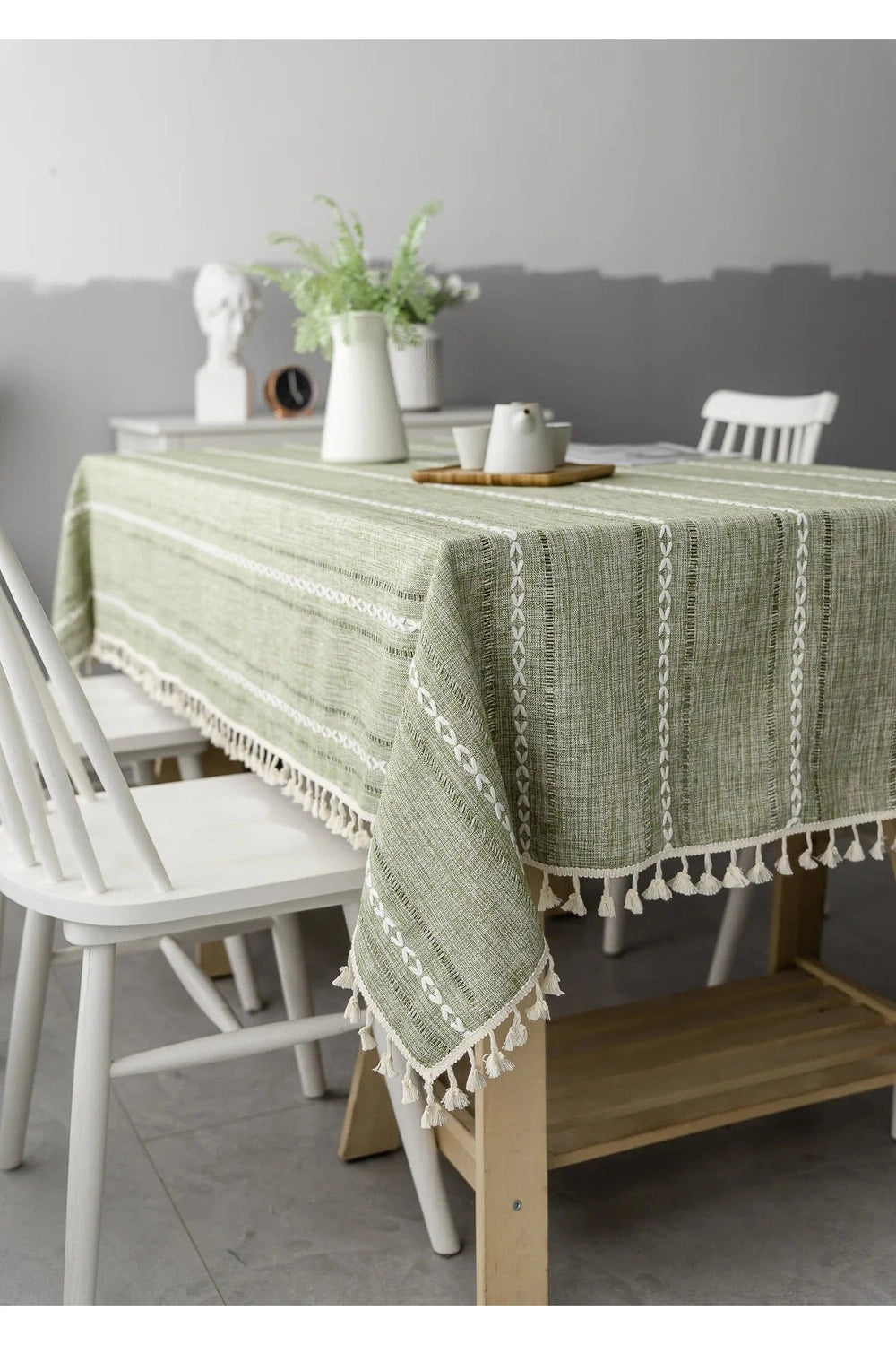 Green Rustic Tassel Tablecloth