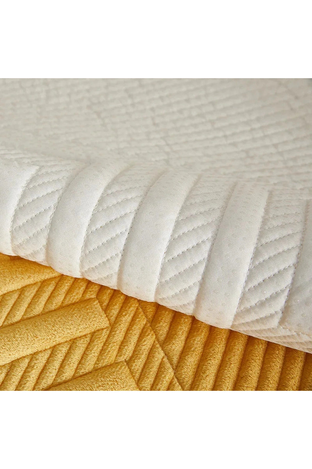 Super Soft Quilted Sofa Cover