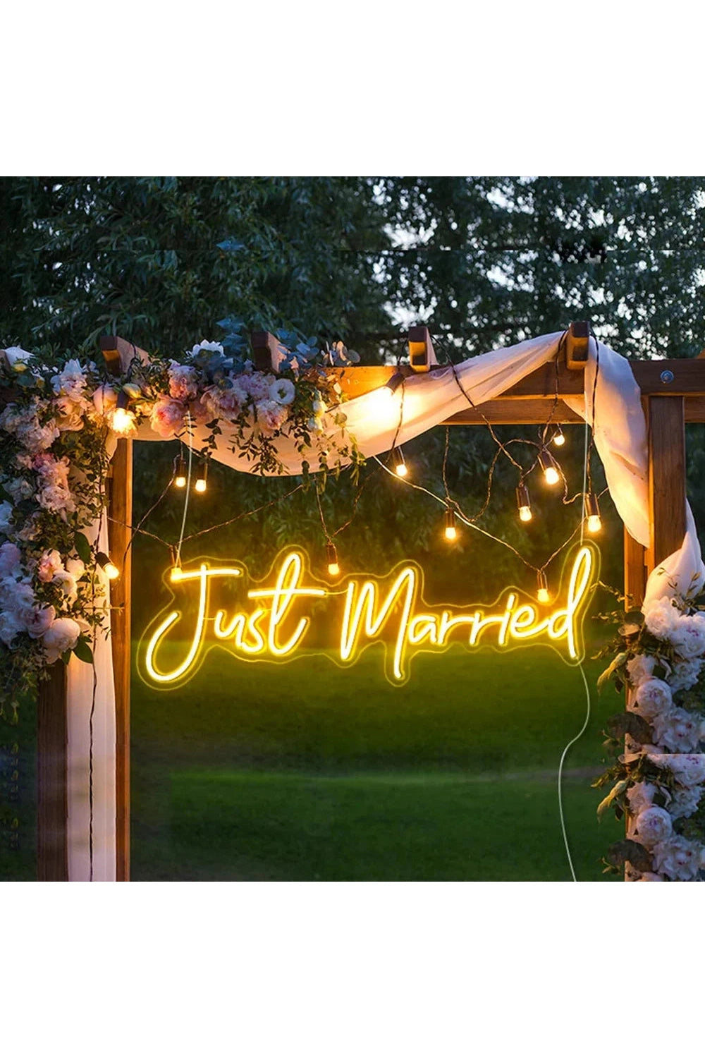 Just Married Neon Sign