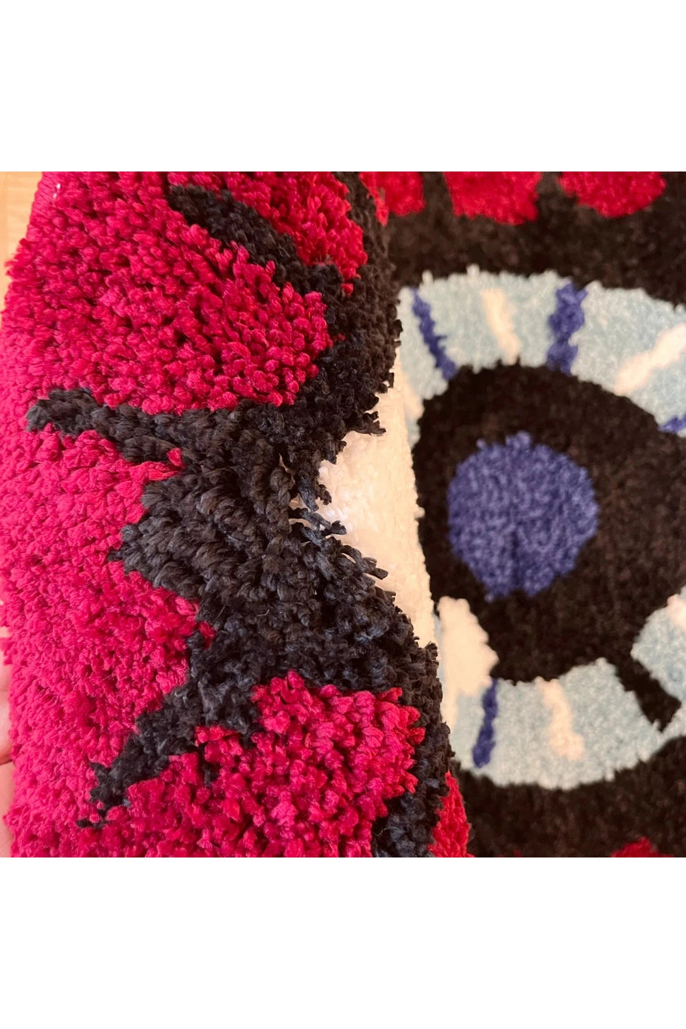 Red Eye Tufted Rug