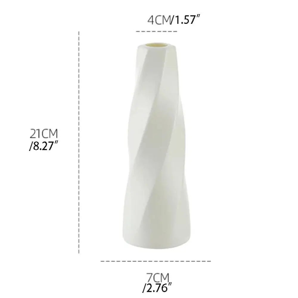 Twist Harmony Minimalist Vase