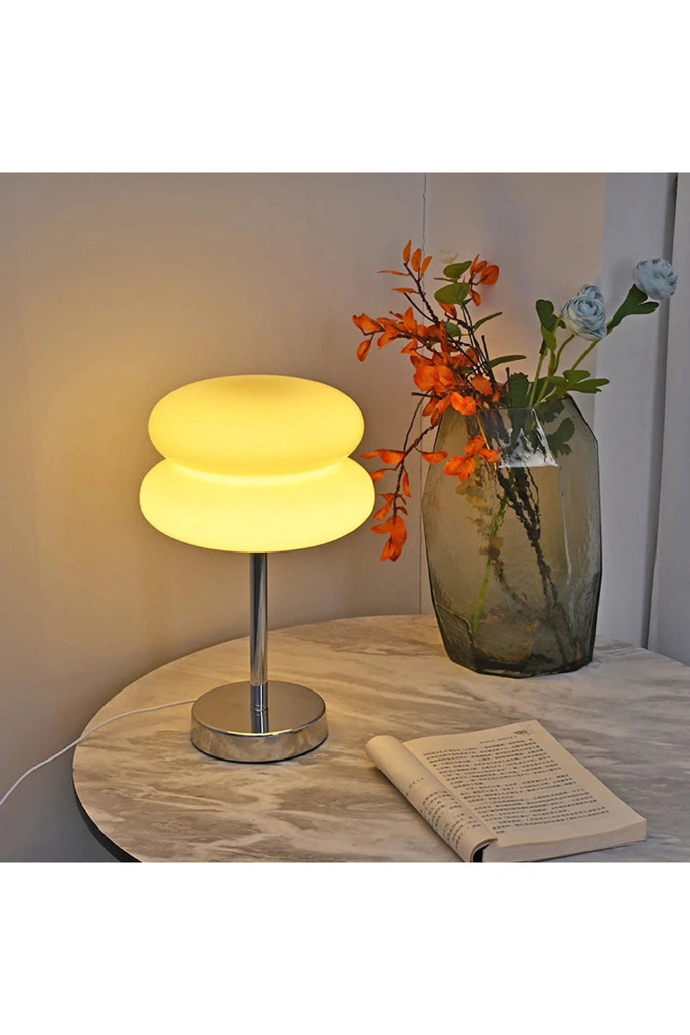 Egg Tart Glass Desk Lamp