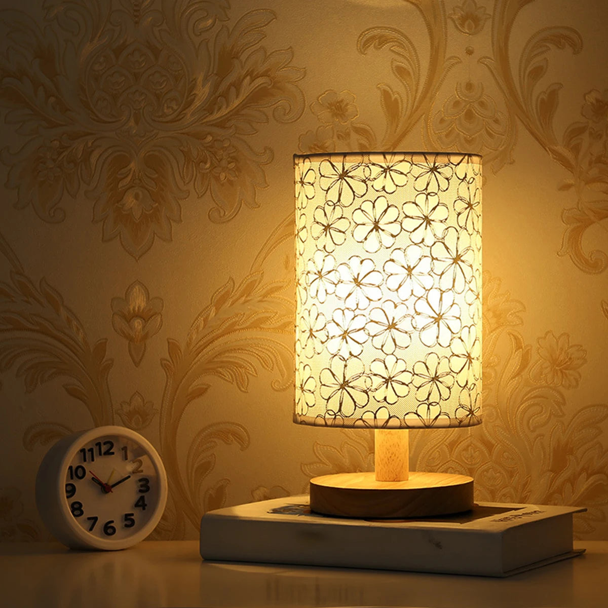 Golden Glow Leaf Table Lamp