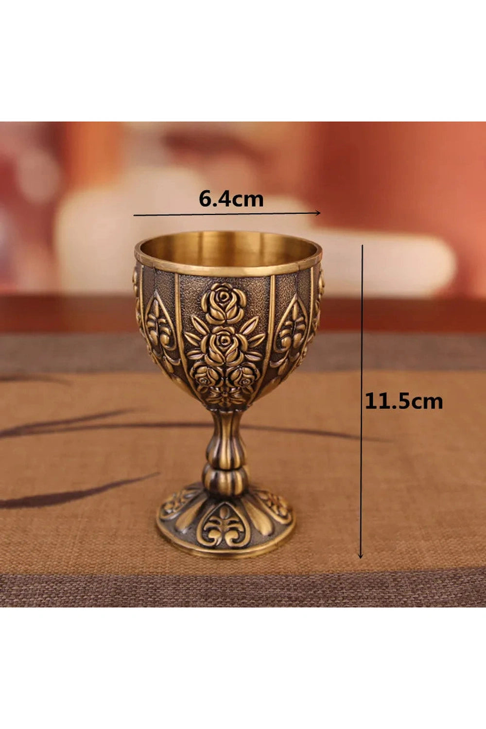 Dragon Relievo Wine Goblet