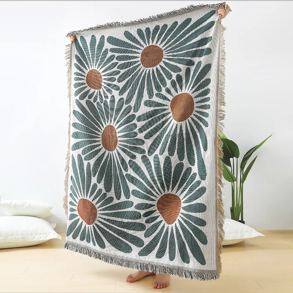 Retro Daisy Flower Tapestry Blanket