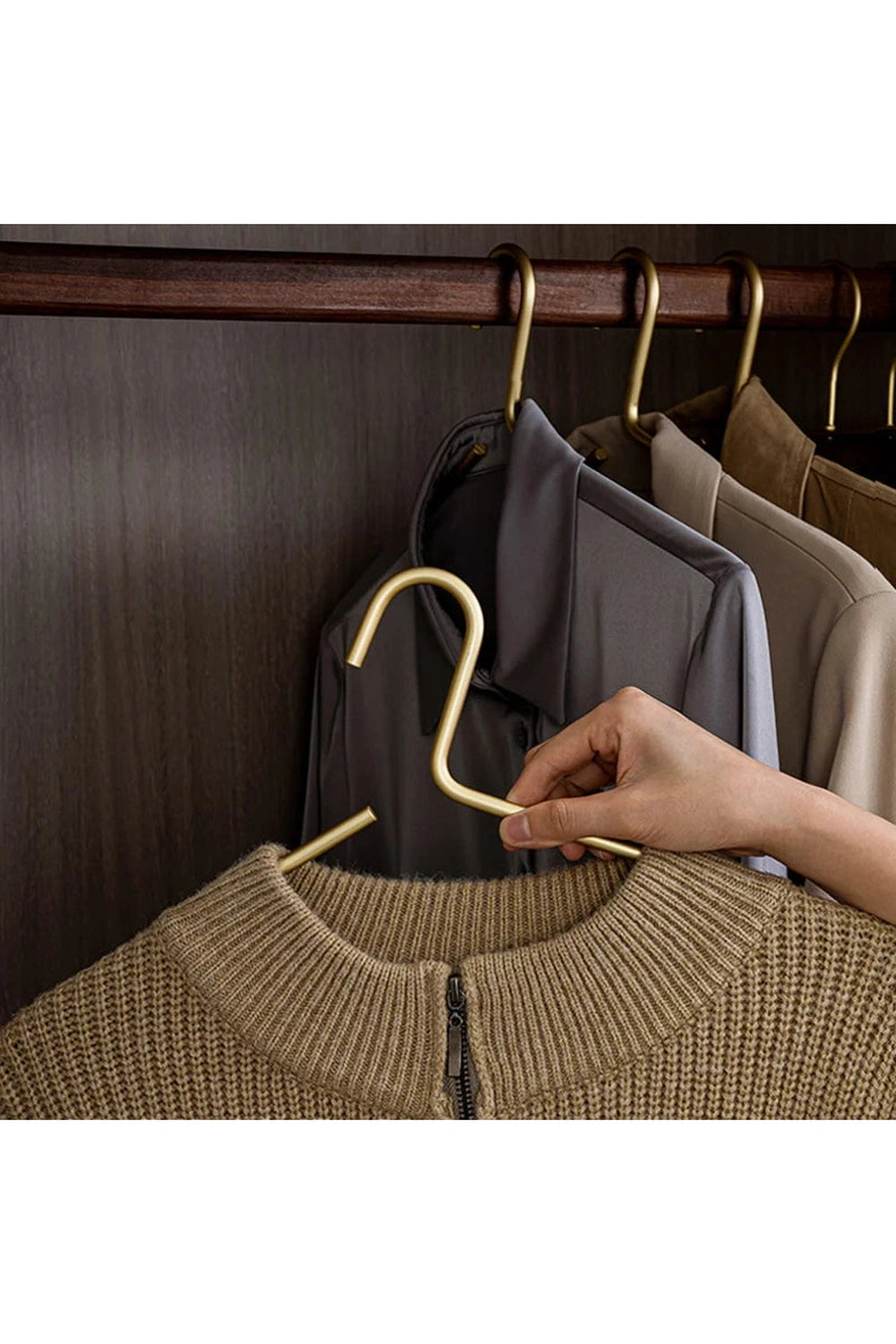 Sleek Gold Wardrobe Hangers