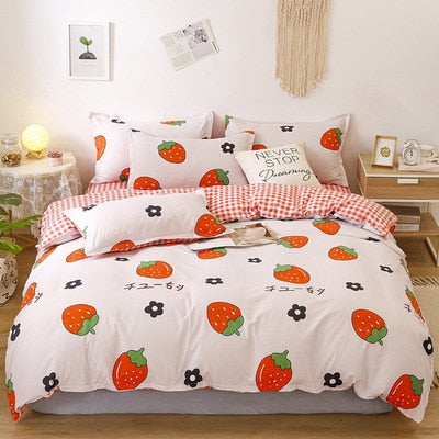 Strawberry Pattern Bedding Set