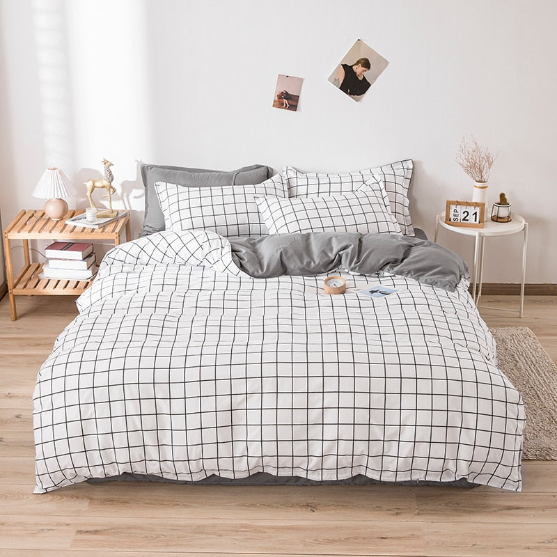 Minimalist Comforter Bedding Ensemble