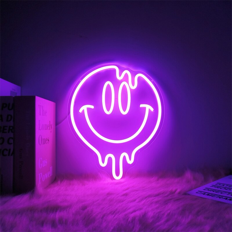 Expressive Smiley Neon Light