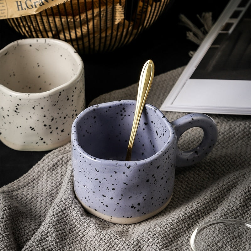 Modern Porcelain Handgrip Mug