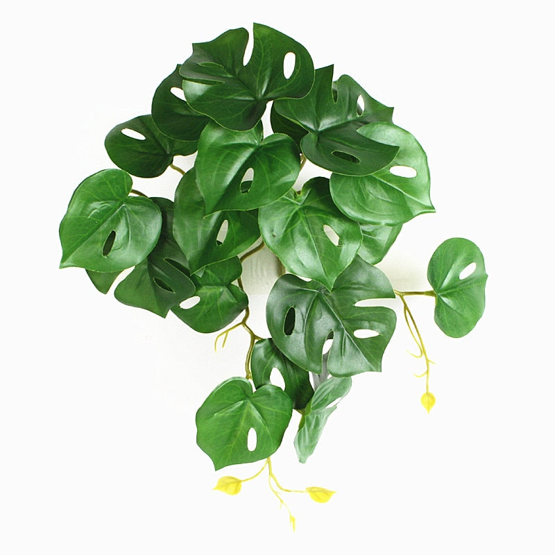 Mini Green Vine Wall Decor