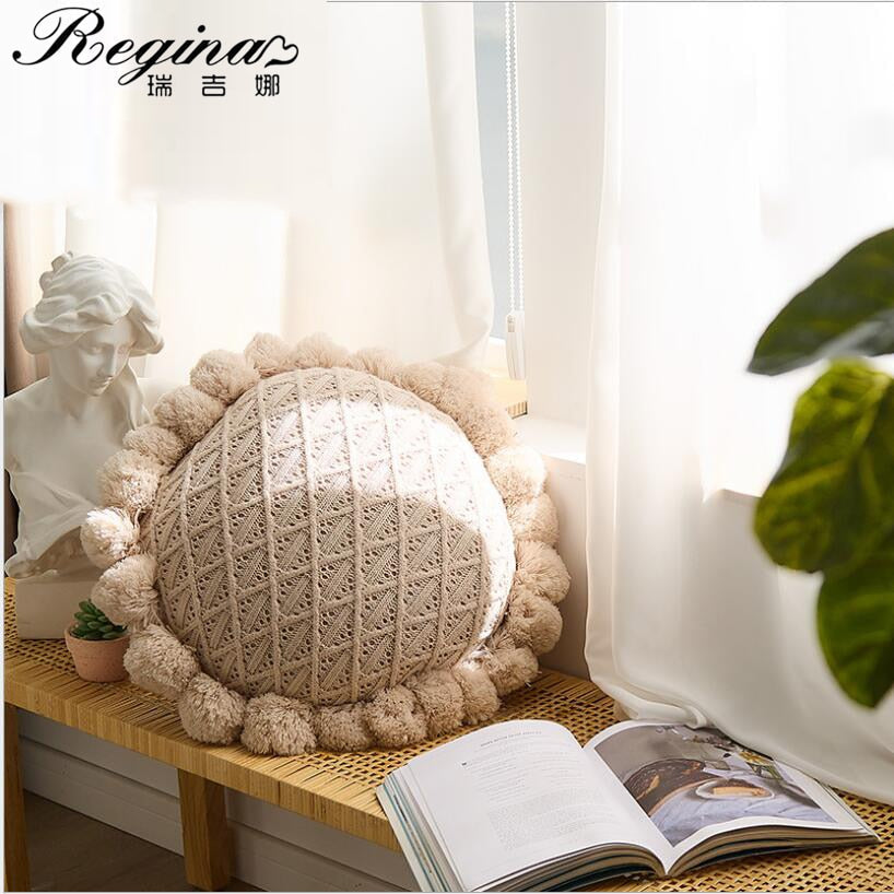 Pompom Round Pillow