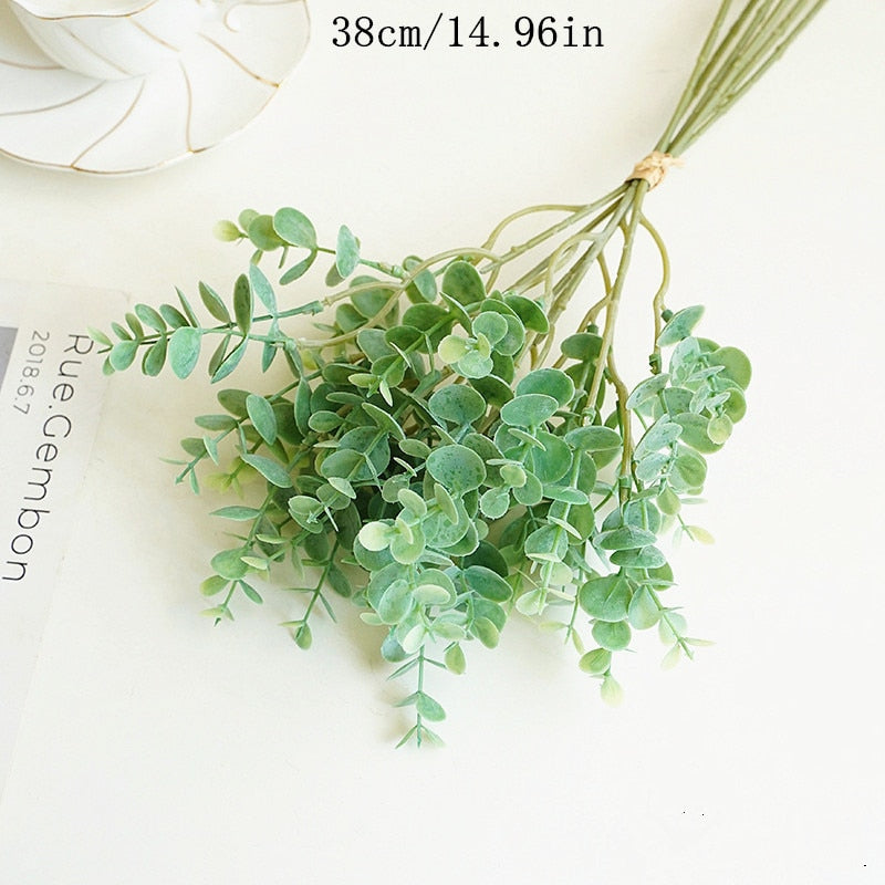 Mini Green Vine Wall Decor