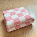 Nordic Waxy Checkered Throw Blanket