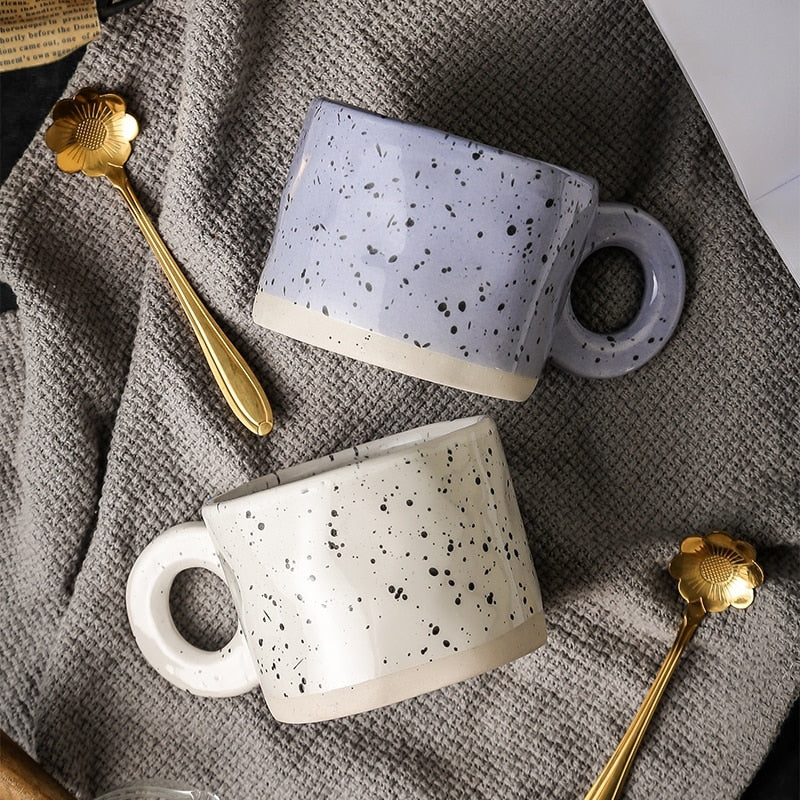 Modern Porcelain Handgrip Mug