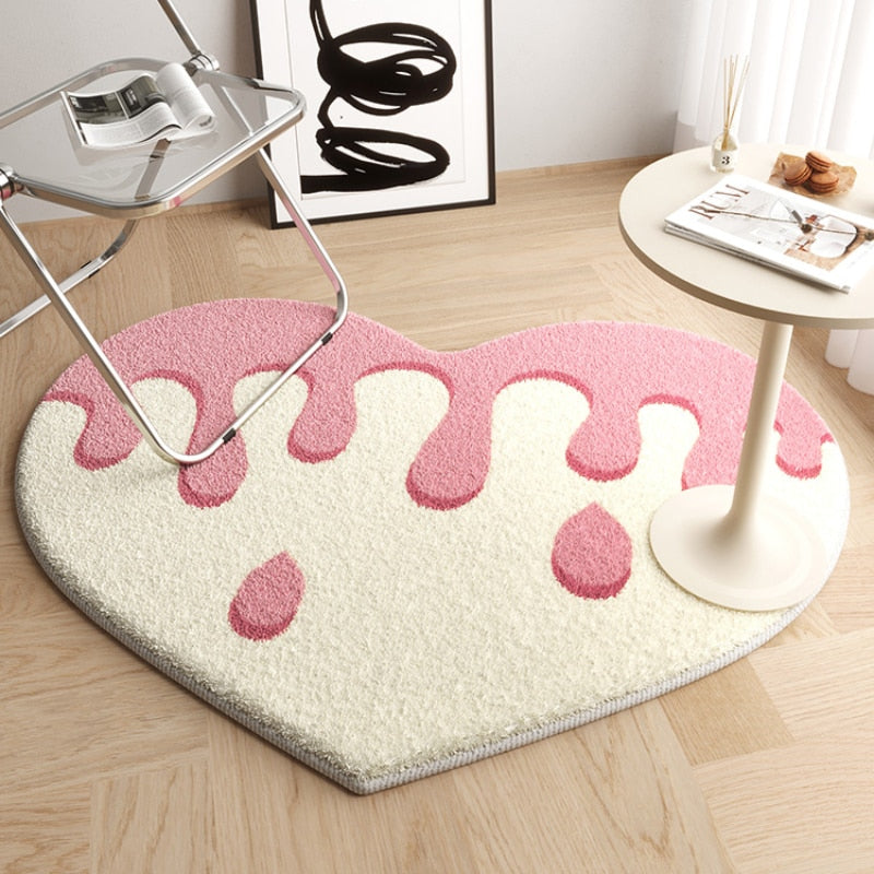 Minimalist Peach Heart Rug