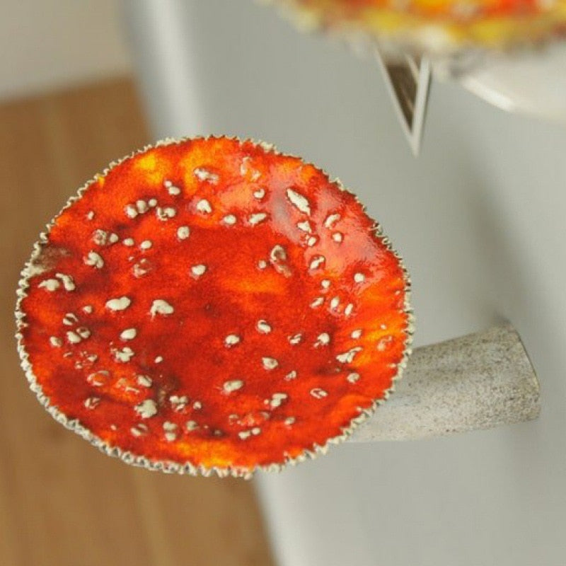 Mushroom Hanging Shelf