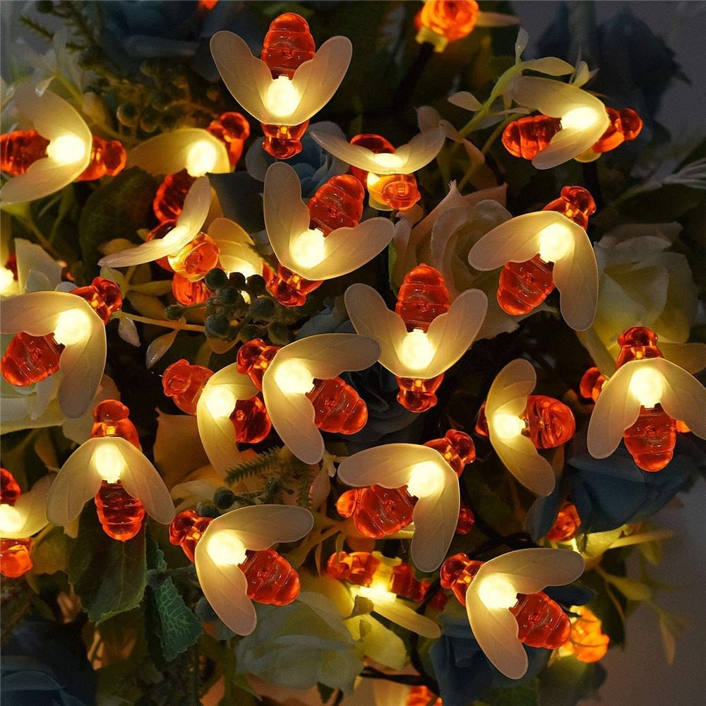 Illuminating Bees LED Garland