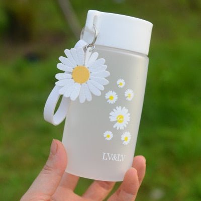 Daisy Motif Hydration Bottle