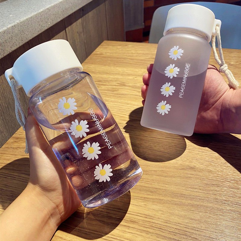 Daisy Motif Hydration Bottle