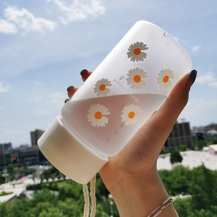 Aesthetic Daisy Water Bottle