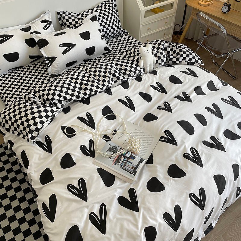 Trendy Fashion Bedding Set